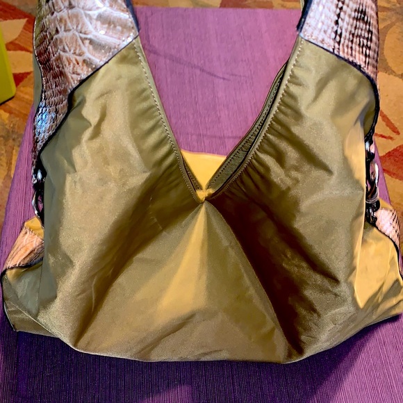 Heart Moon Star Shoulder Bag Buckle Strap Trim Bottom Snake Print Very Rare - Picture 2 of 11